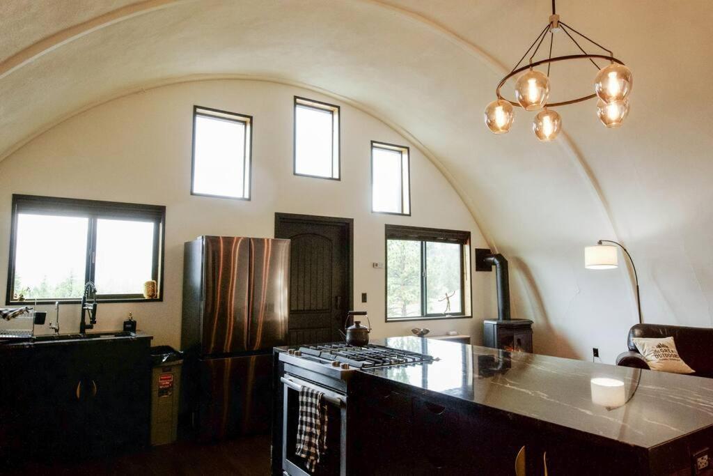 Curlew Earth Home 2Bd W/ Valley & Mountain Views Republic 外观 照片